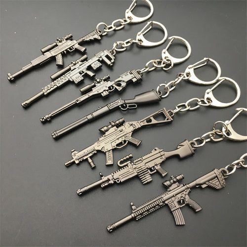 2018 Hot Game 16 Styles PUBG CS GO Weapon Keychains AK47 Gun Model 98K Sniper Rifle Key Chain Ring for Men Gifts Souvenirs 6CM