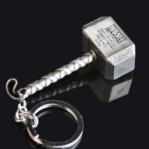 1pcs/lot Movie Marvel's The Avengers Rocky Accessories Hammer Keychains Quake Metal Keychain Toy Props For Men Decoration